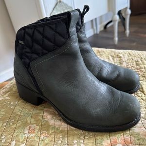 Merrell Black Waterproof Leather Chateau Mid Pull Boots Size 10